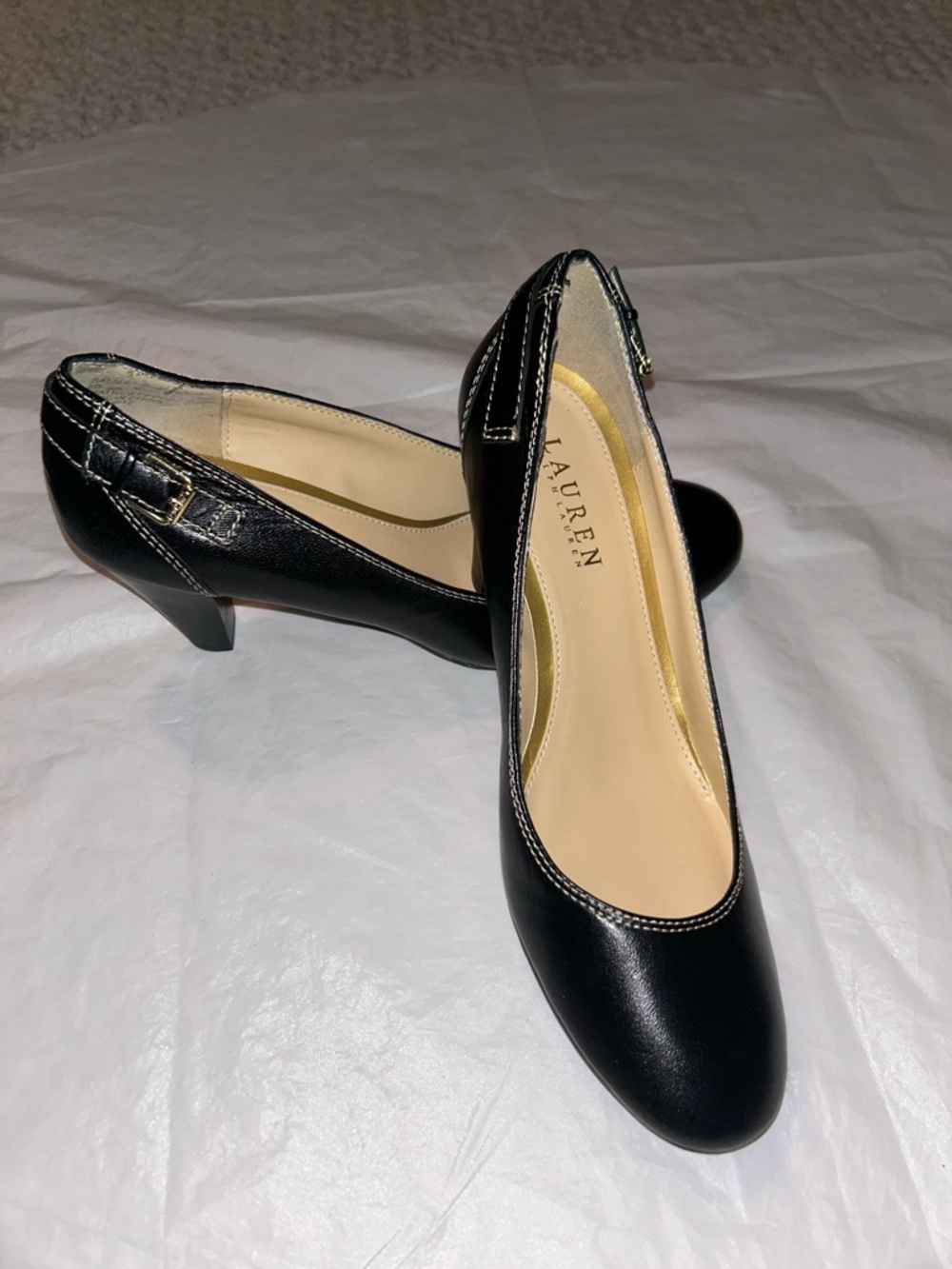 LIKE NEW Ralph Lauren Black Leather Pumps Size 9